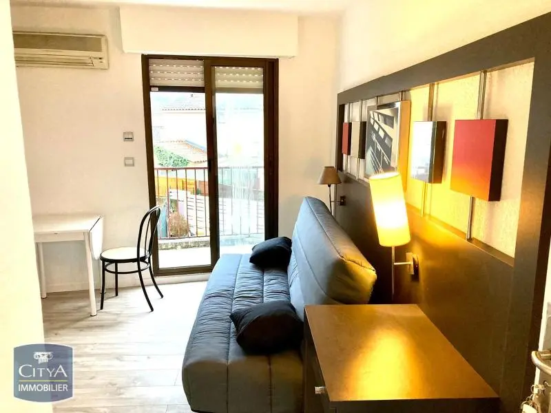 Photo 1 Appartement 1 pièce 16.21m²