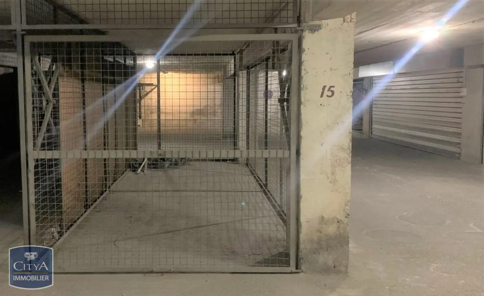 Photo 3 Parking