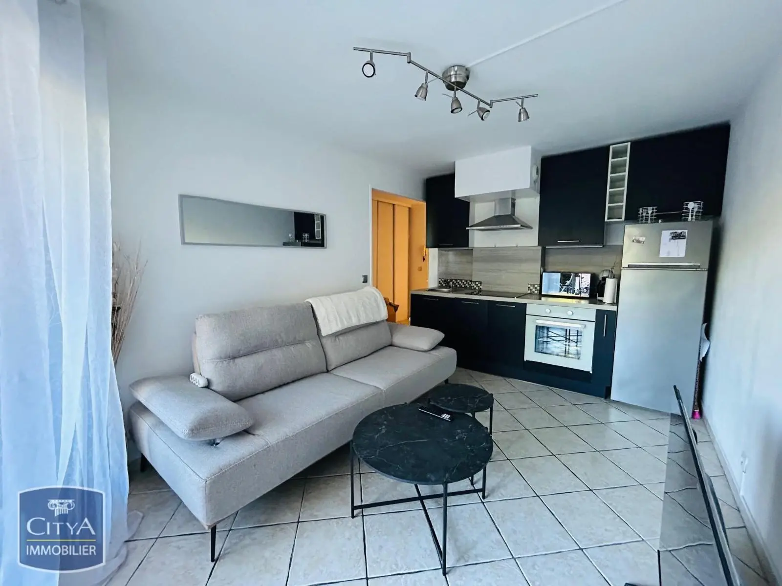 Photo 3 Appartement 2 pièces 27.86m²
