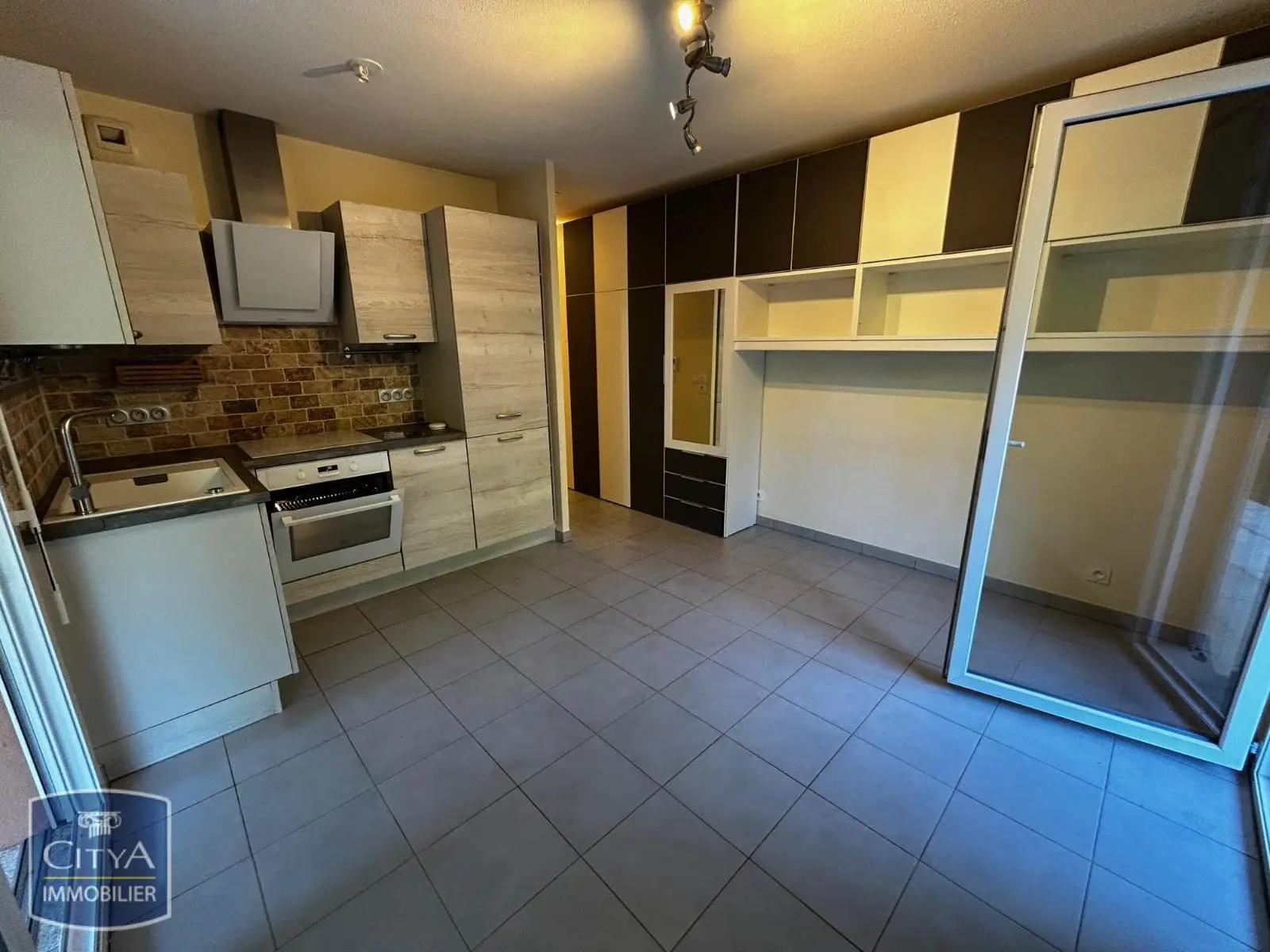 Photo 1 Appartement 1 pièce 22m²