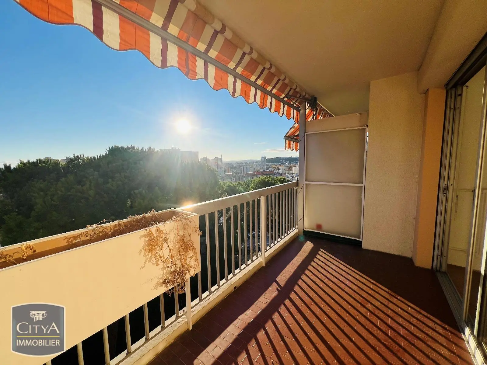 Photo 1 Appartement 1 pièce 31.06m²