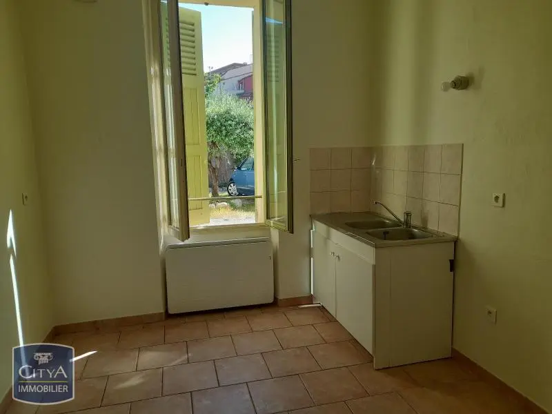 Photo 3 Appartement 1 pièce 27.14m²