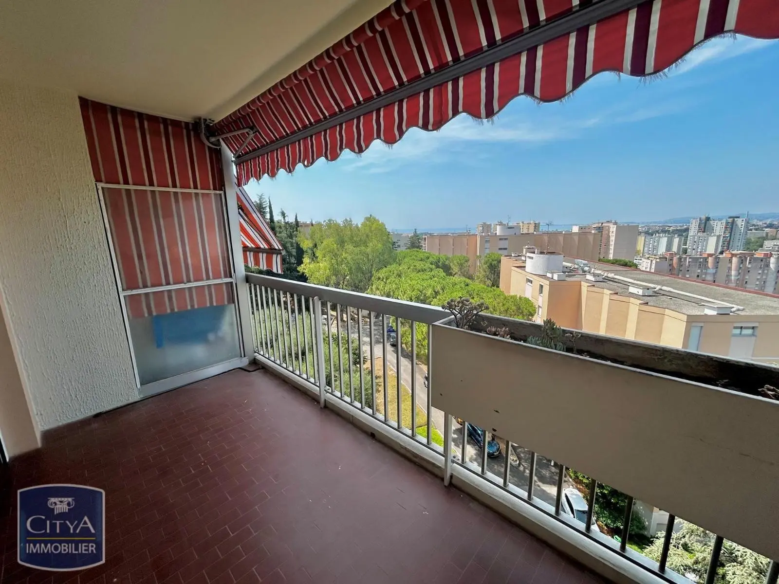 Photo 1 Appartement 1 pièce 30.94m²