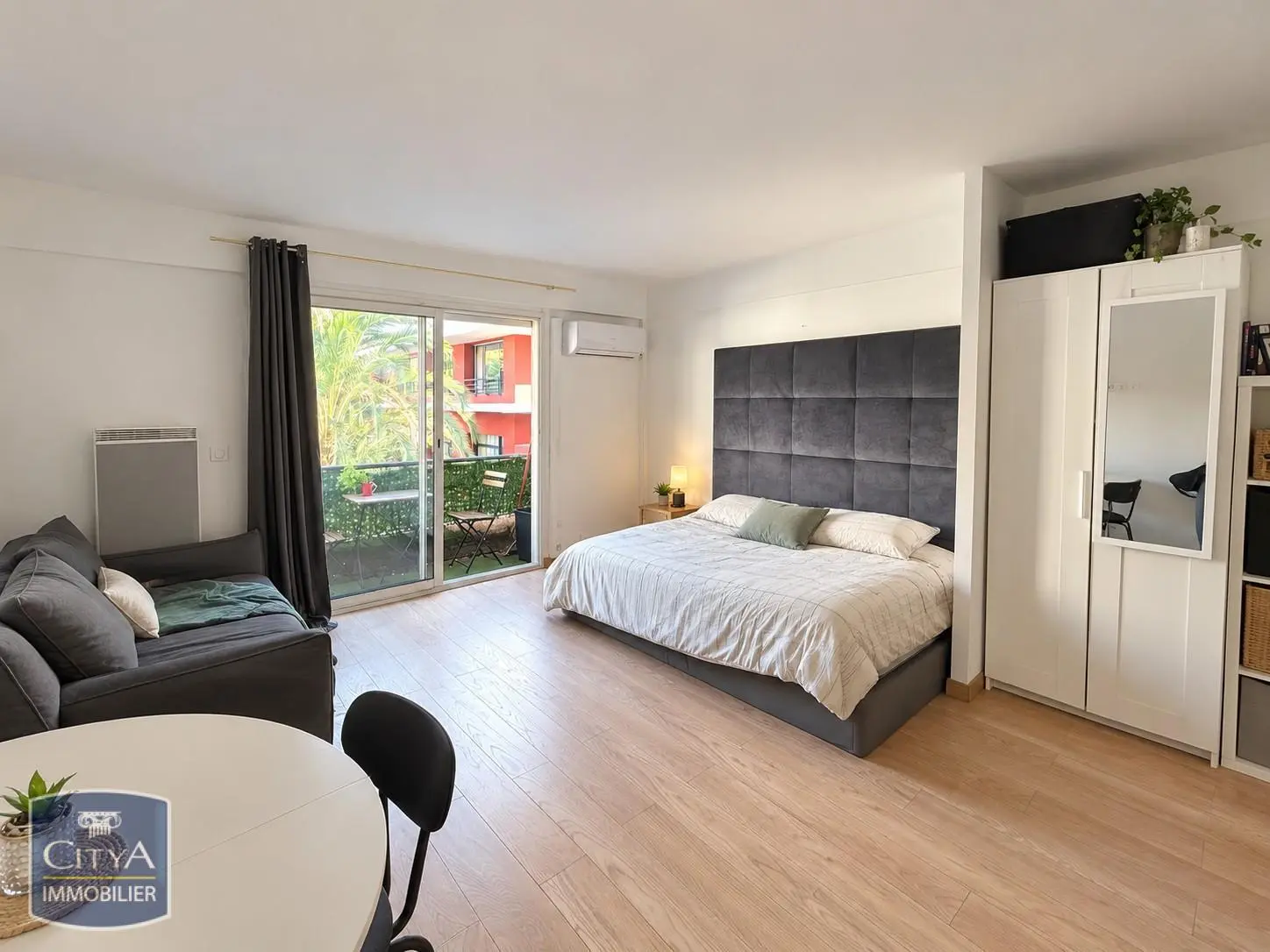 Photo 1 Appartement 1 pièce 25.84m²