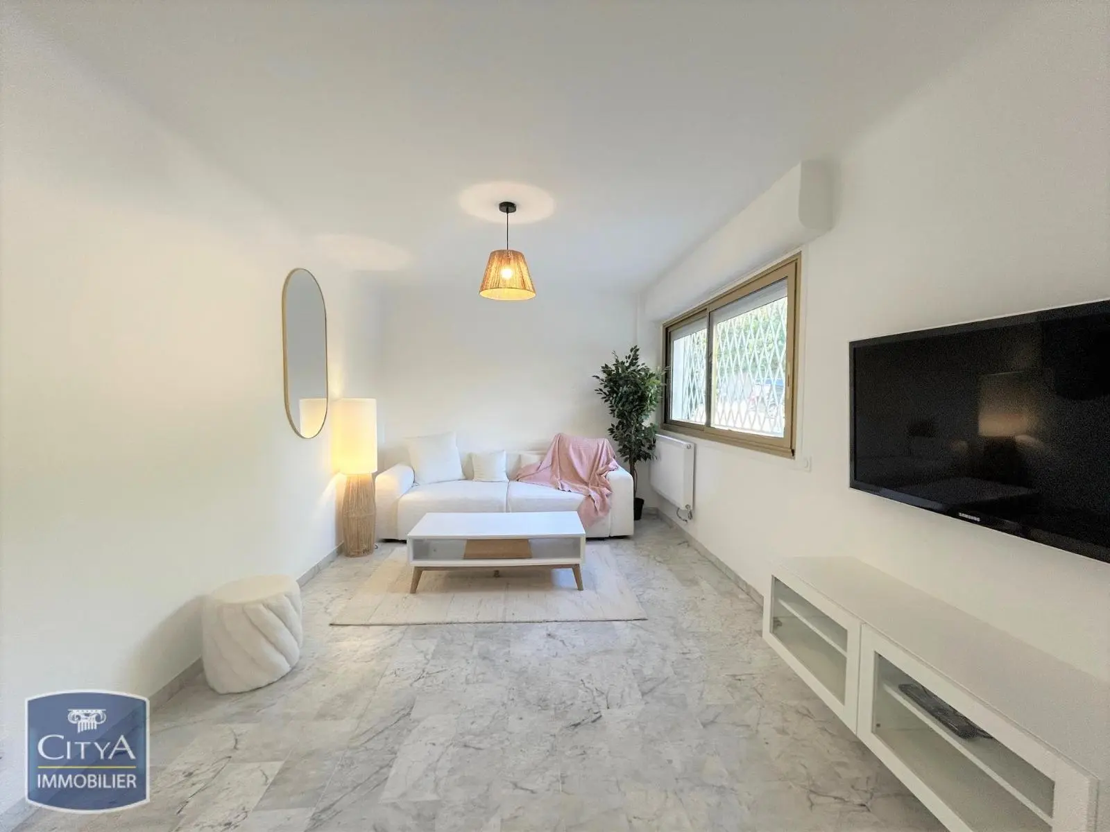 Photo 1 Appartement 1 pièce 29.02m²