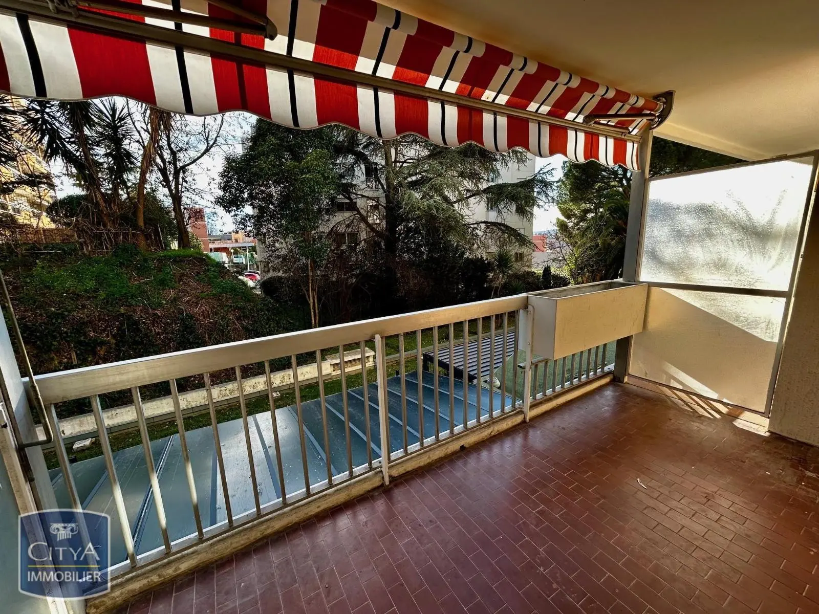 Photo 1 Appartement 1 pièce 30.88m²