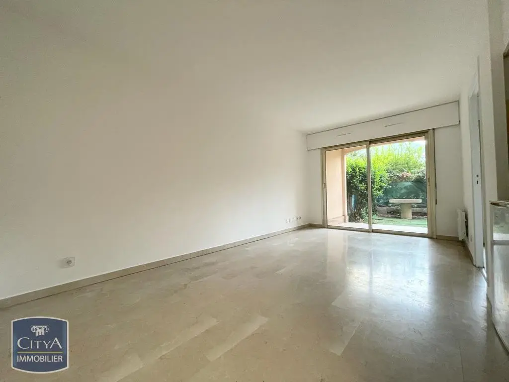 Photo 2 pour Appartement 2 pièces 29.8m² Photo 2 Appartement 2 pièces 29.8m²