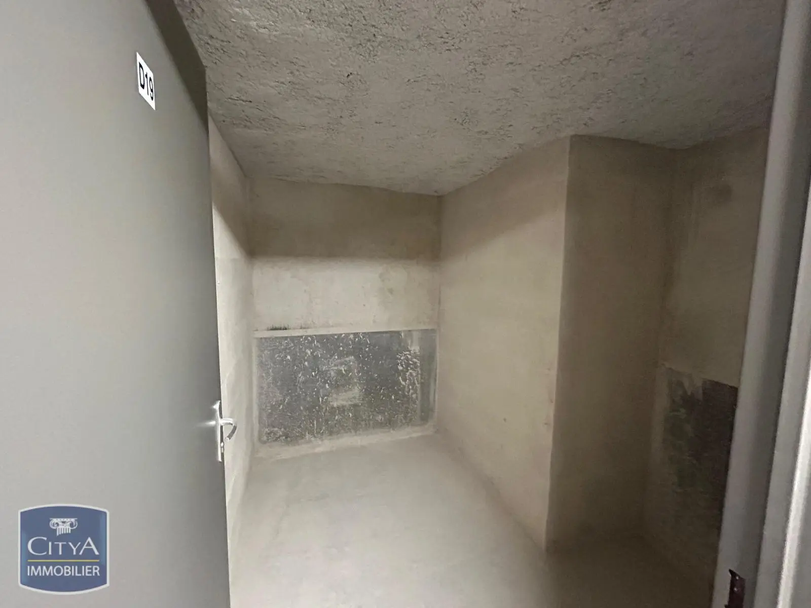 Photo 1 Parking 4.4m²
