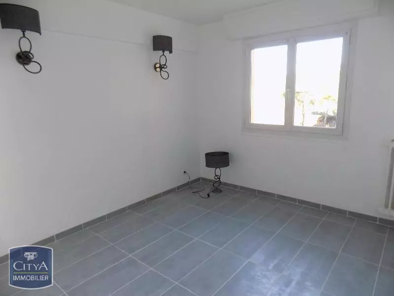 Illustration pour Appartement 2 pièces 41.43m² Photo Appartement 2 pièces 41.43m²