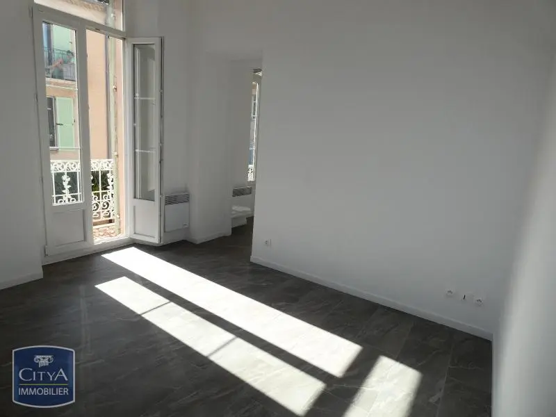 Photo 1 Appartement 2 pièces 27.08m²