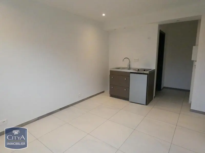 Photo 2 Appartement 1 pièce 16.2m²