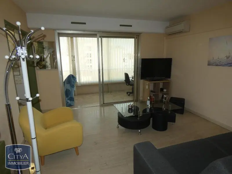 Photo 8 Appartement 1 pièce 26.32m²