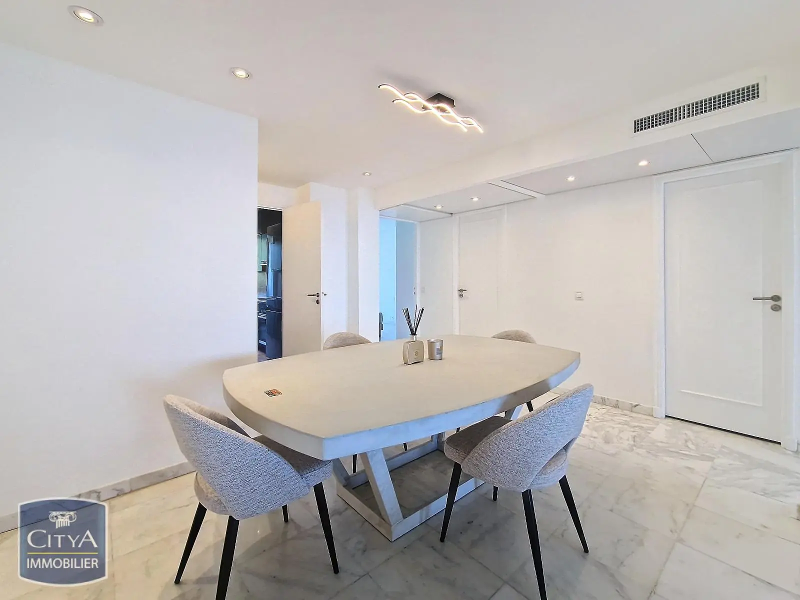 Photo 4 Appartement 4 pièces 96.78m²