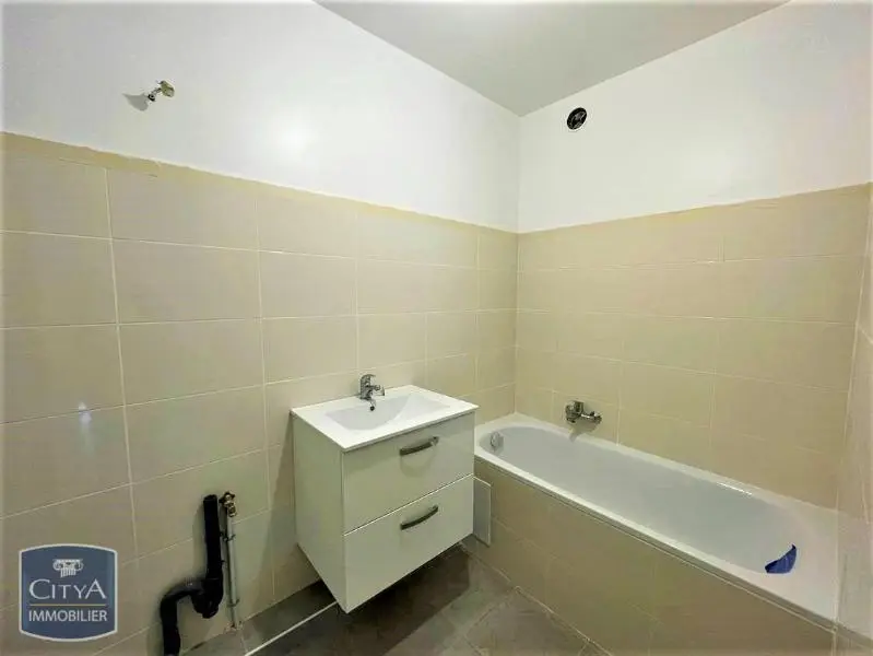 Photo 2 Appartement 1 pièce 30.52m²