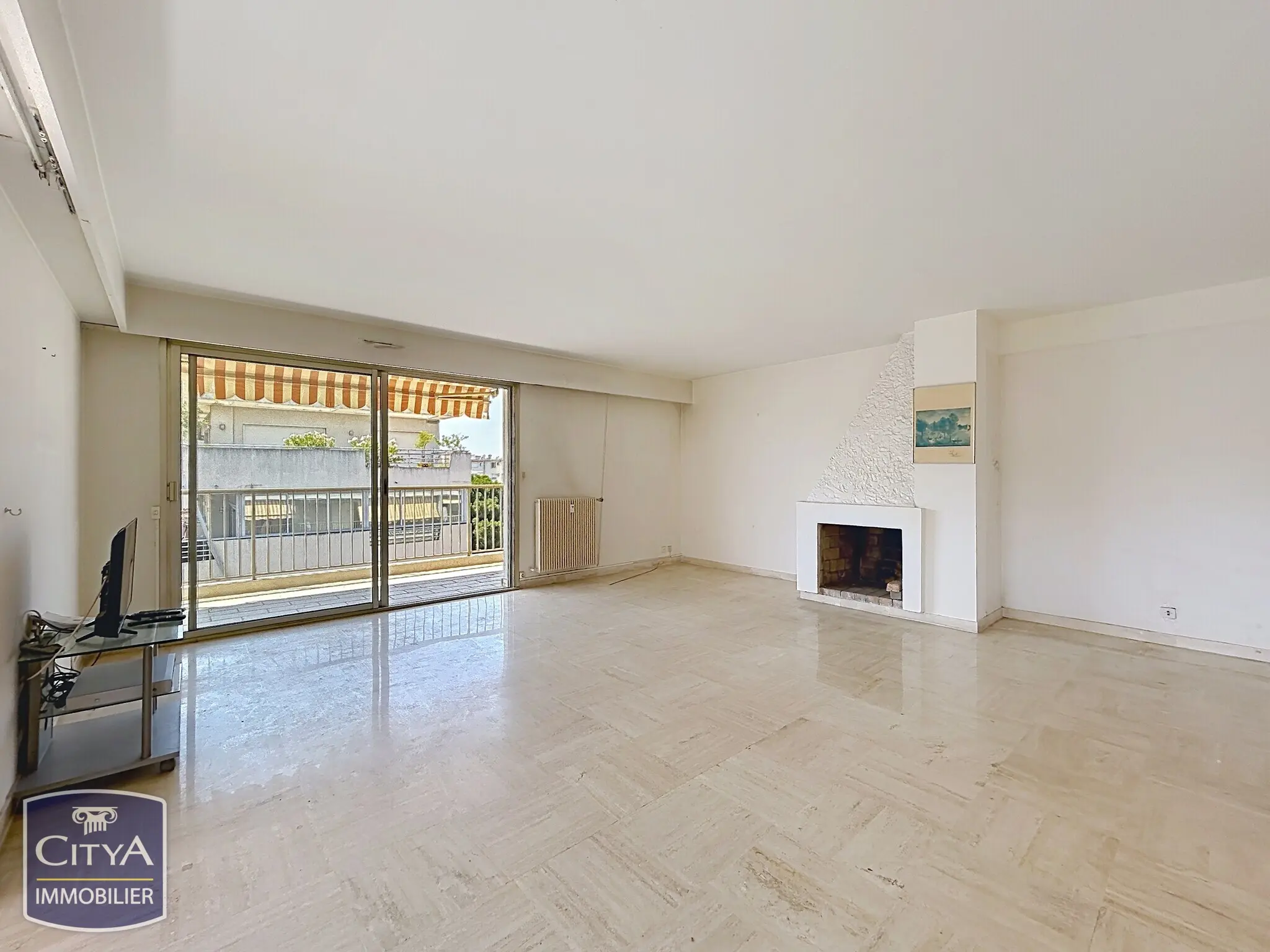 Photo 2 Appartement 3 pièces 94m²