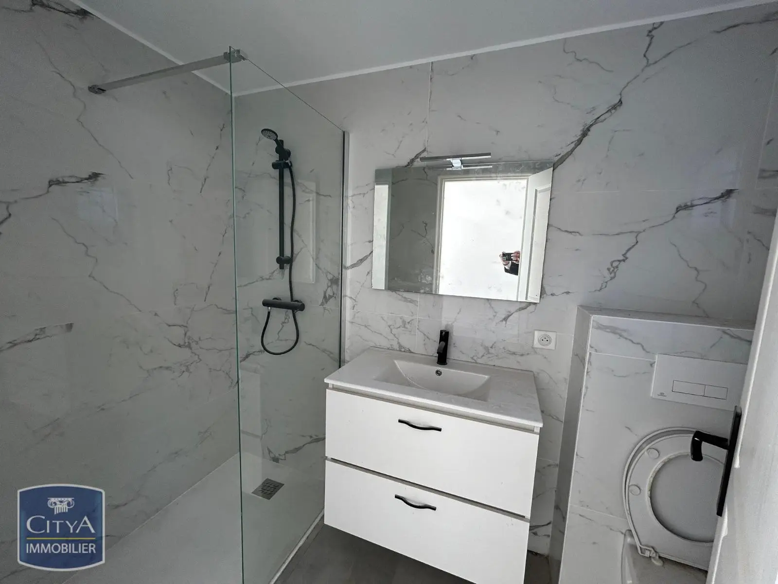 Photo 3 Appartement 1 pièce 34m²