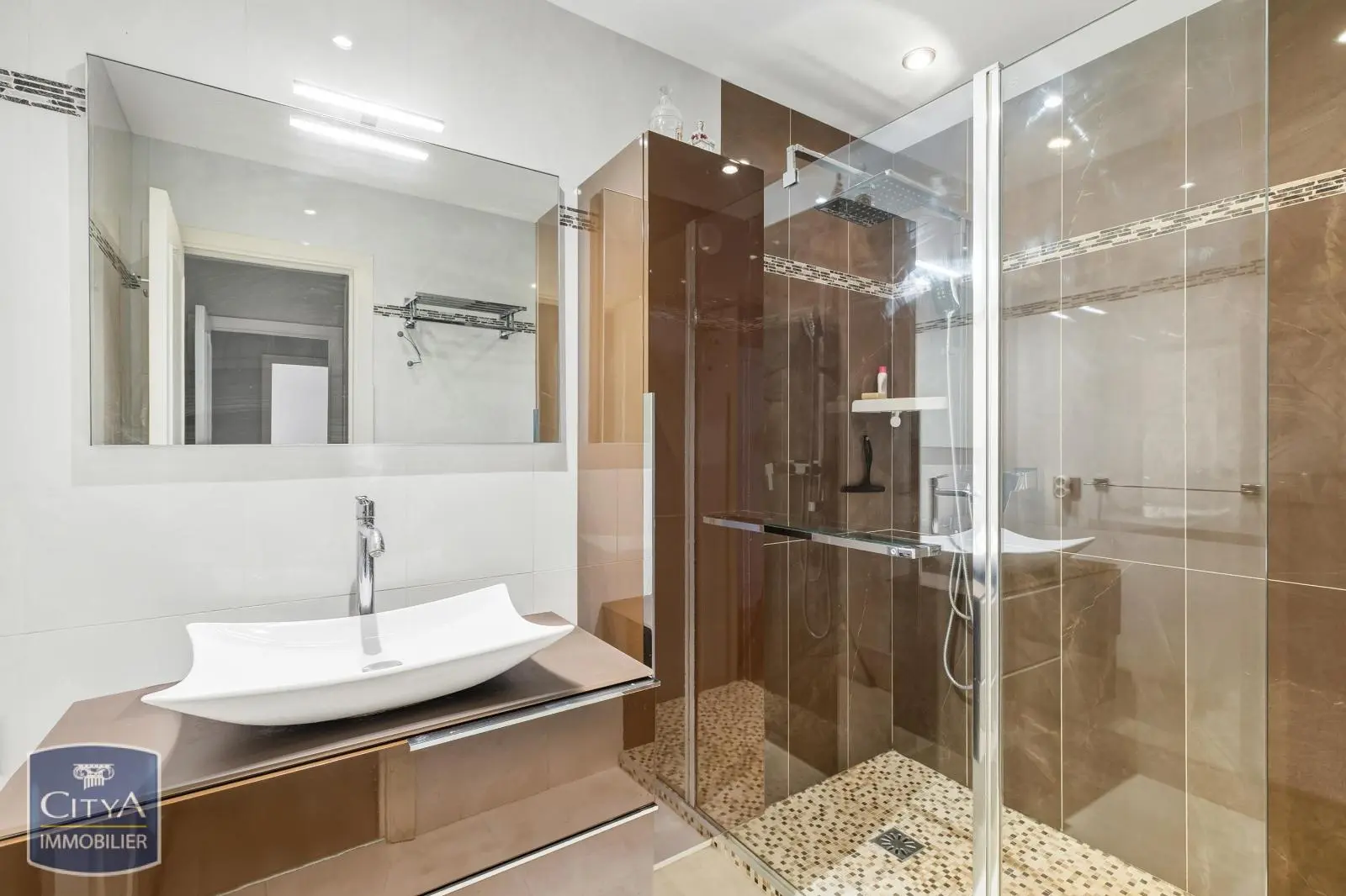 Photo 8 Appartement 2 pièces 73m²