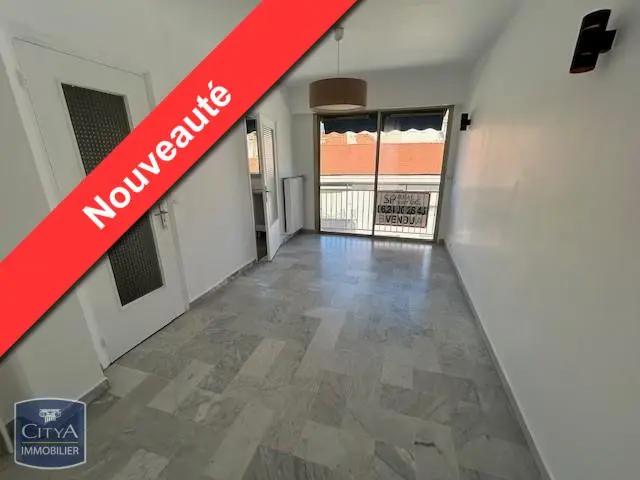 Photo 1 Appartement 1 pièce 28m²