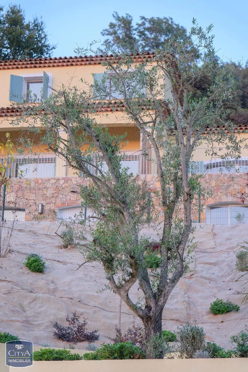 Photo 34 Appartement 4 pièces 122.95m²