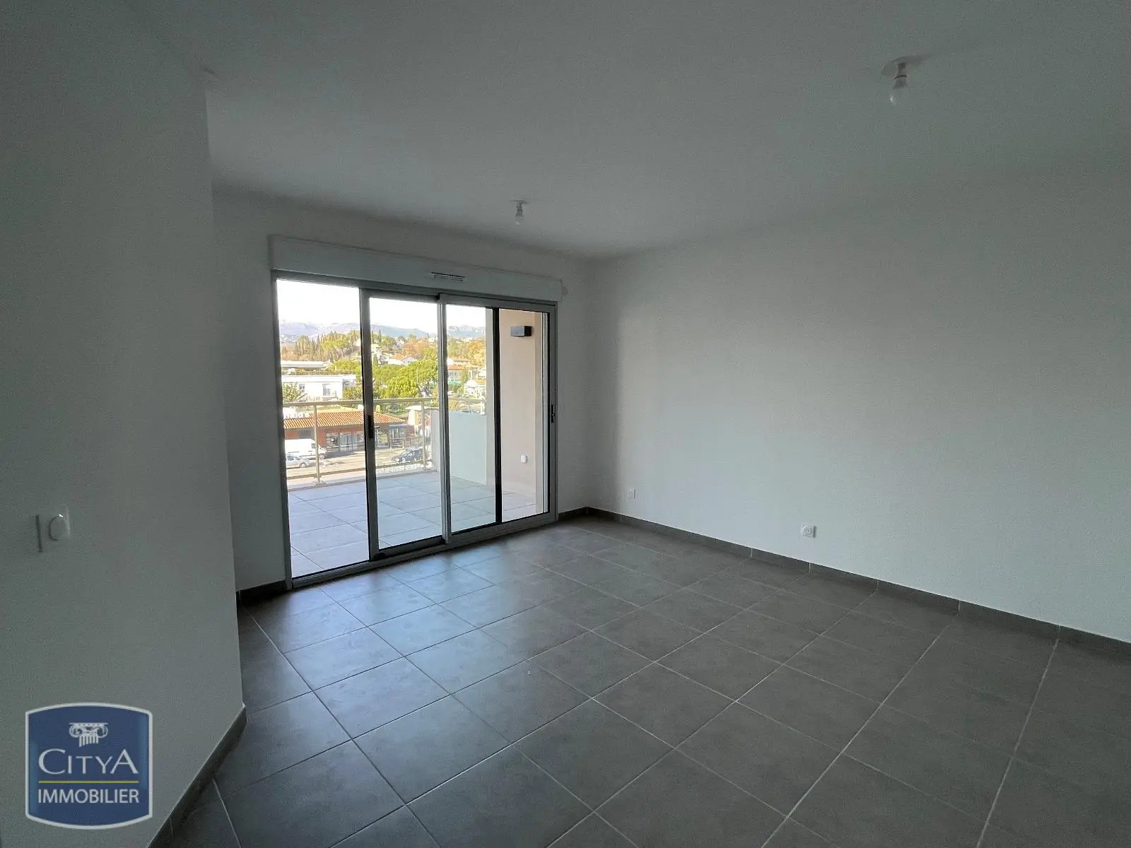 Photo 1 Appartement 2 pièces 44m²