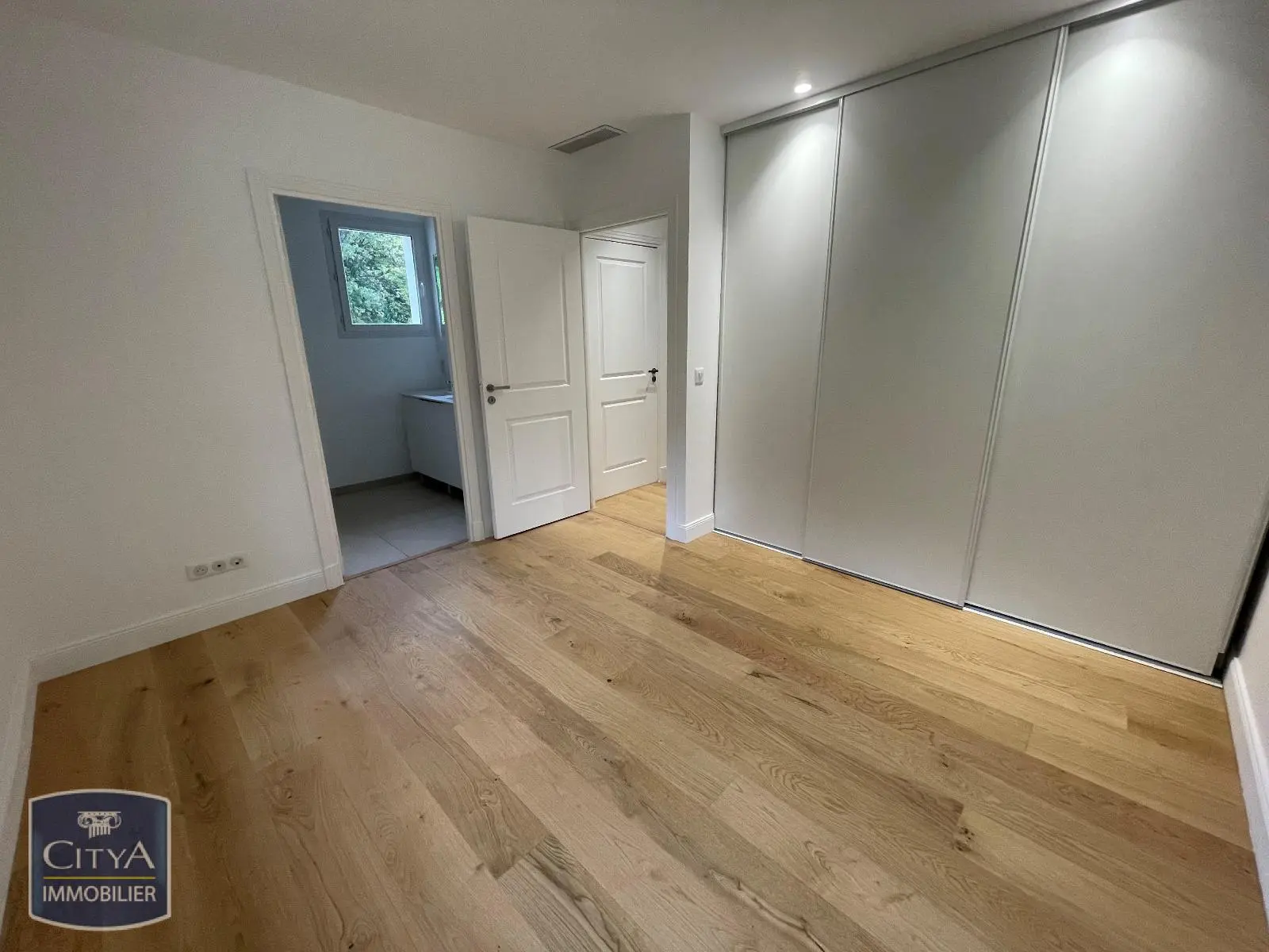 Photo 6 Appartement 4 pièces 111.71m²