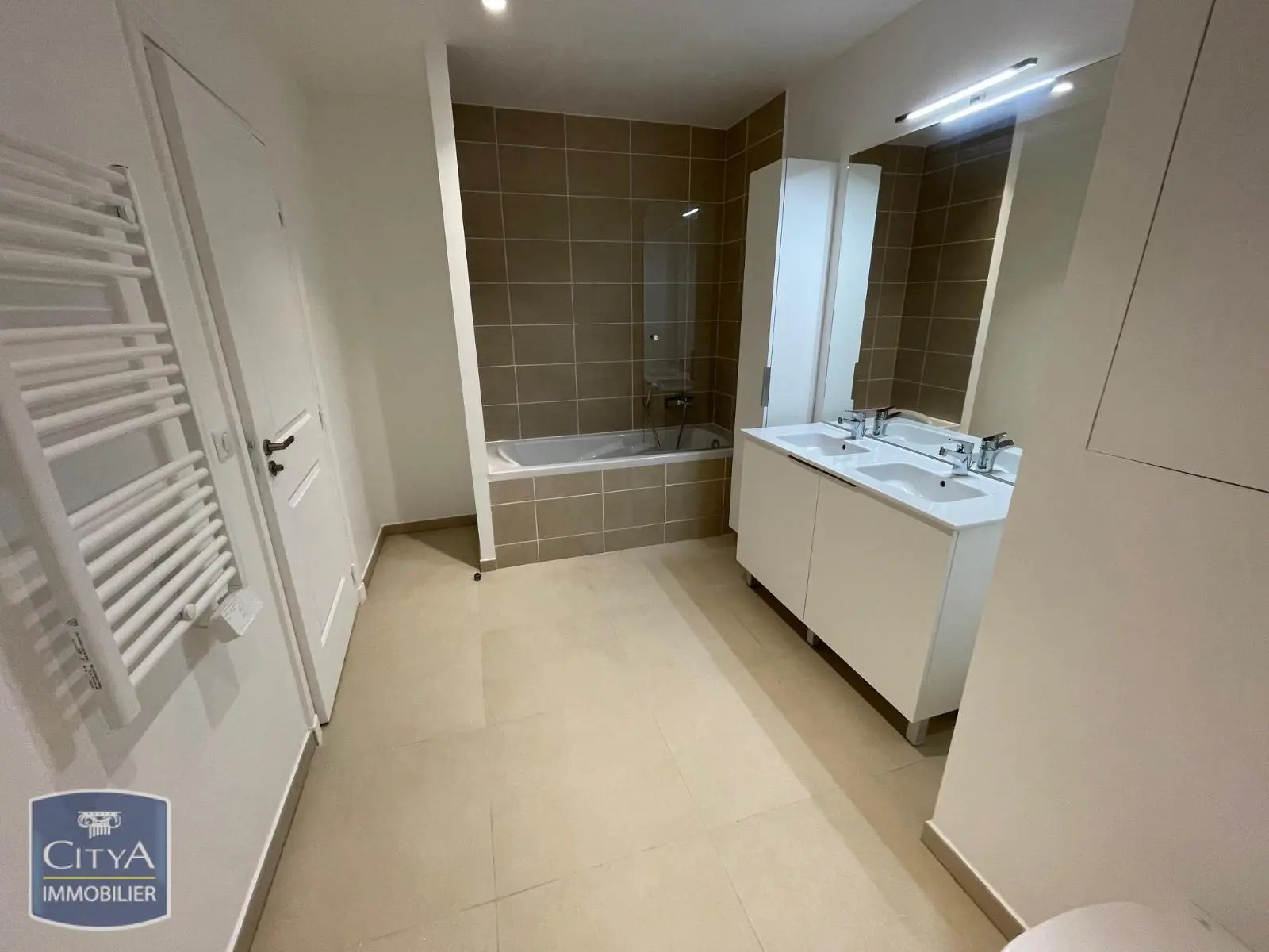 Photo 13 Appartement 4 pièces 122.95m²