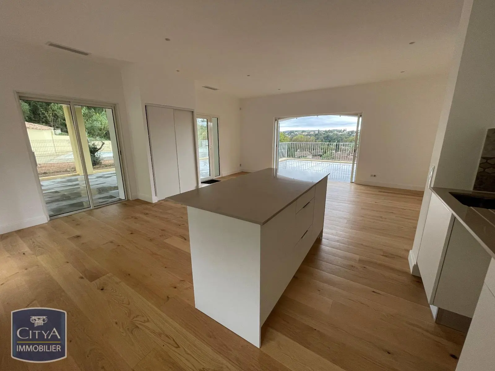 Photo 5 Appartement 4 pièces 111.71m²