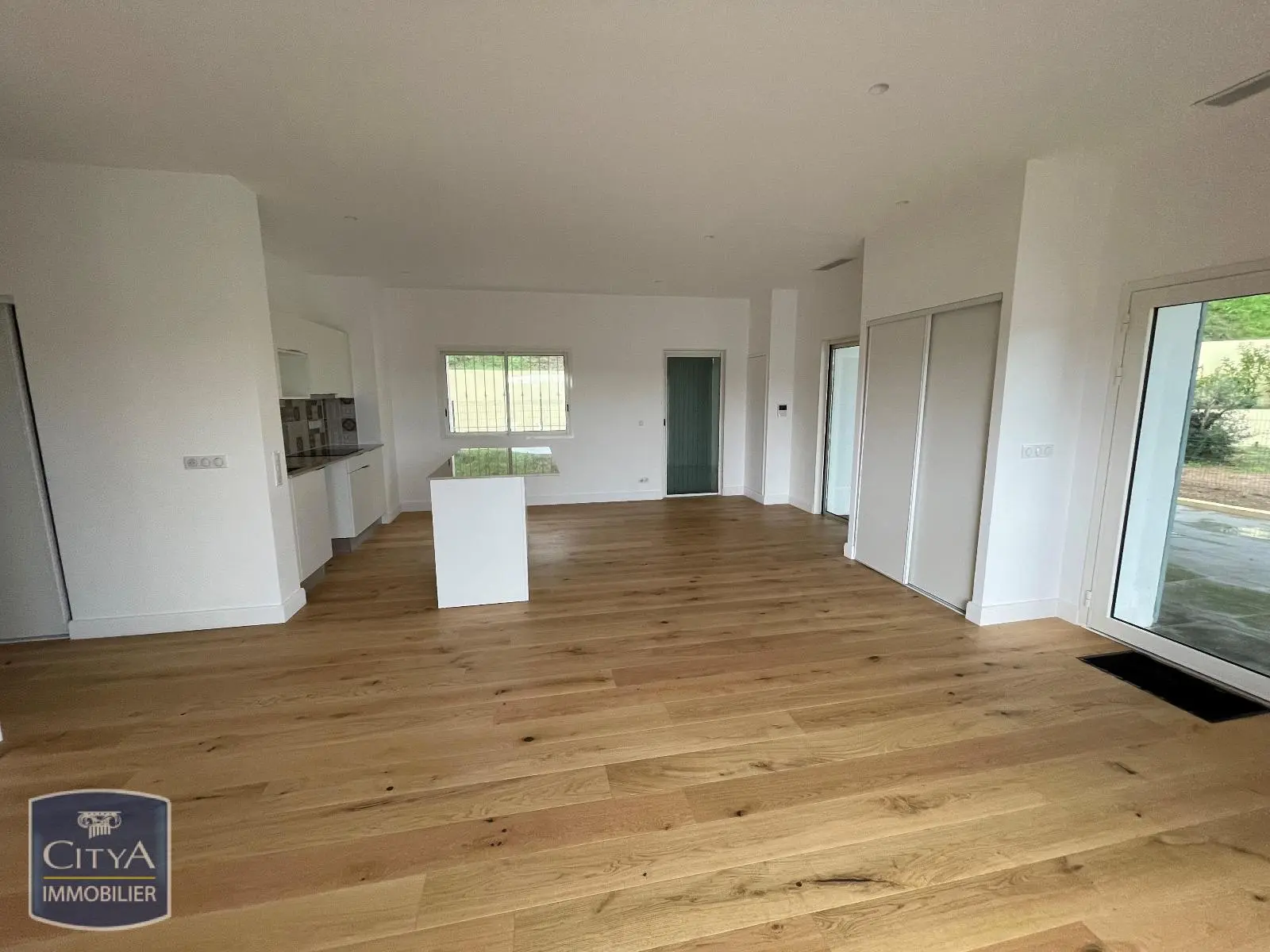 Photo 3 Appartement 4 pièces 111.71m²