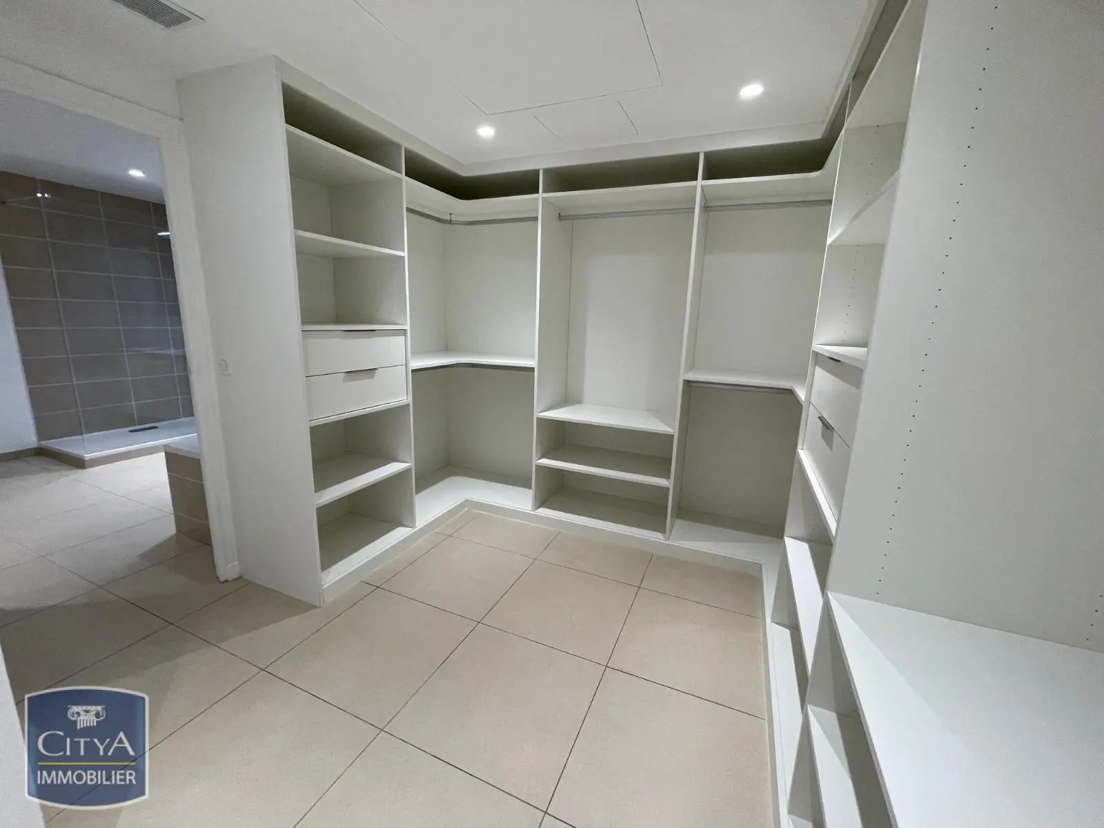 Photo 8 Appartement 4 pièces 206.06m²