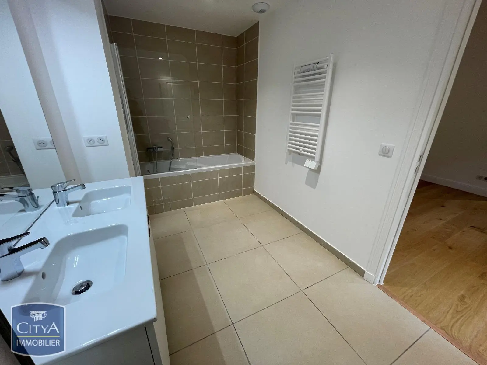 Photo 9 Appartement 4 pièces 111.71m²