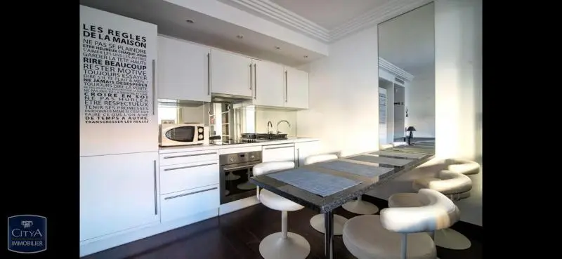 Photo 1 Appartement 1 pièce 31m²