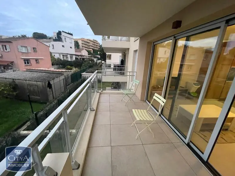 T2 MEUBLE A LOUER ANTIBES