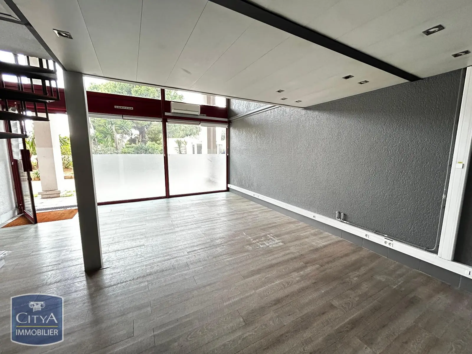 Photo 3 Local Commercial 67m²