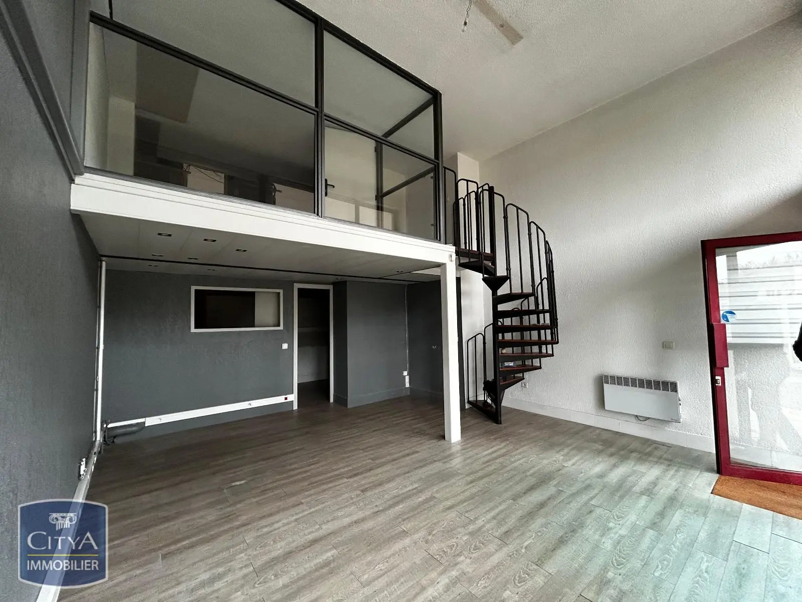 Photo 1 Local Commercial 67m²