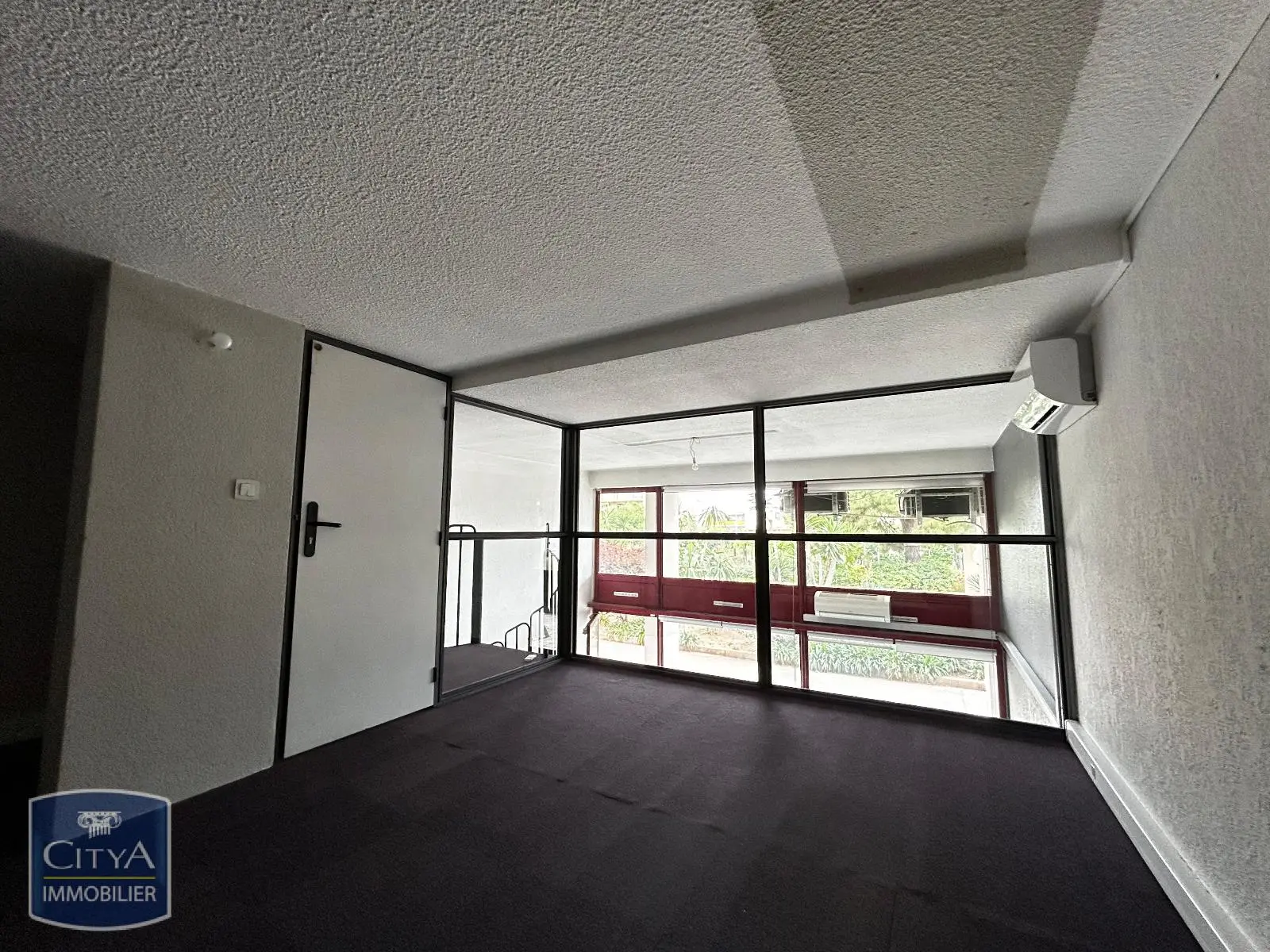 Photo 5 Local Commercial 67m²