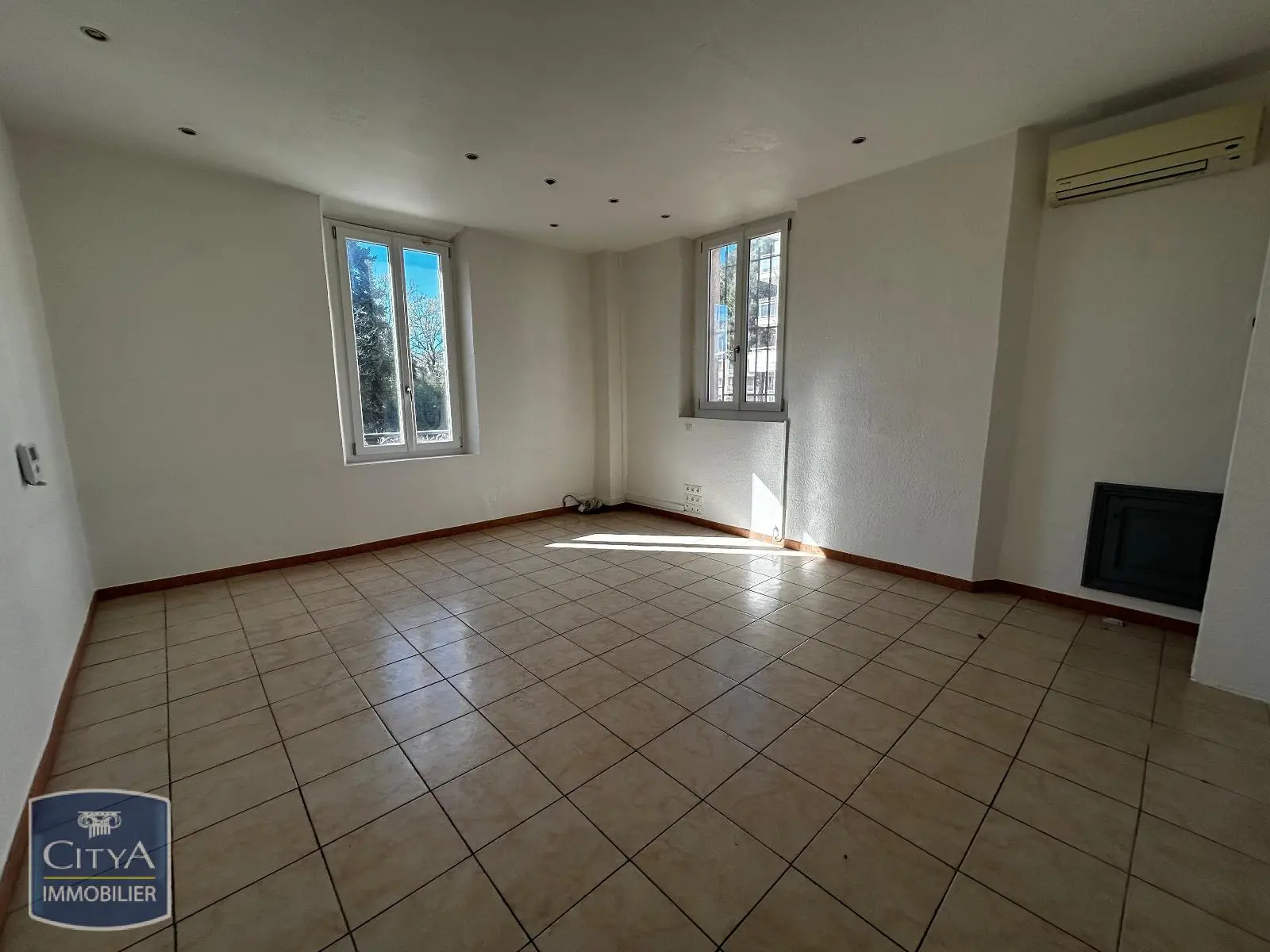 Photo 6 Local Professionnel 4 pièces