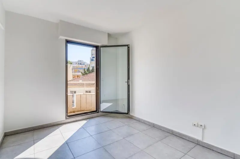 Photo 3 appartement Antibes