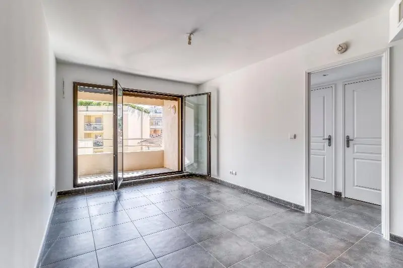 Photo 2 appartement Antibes