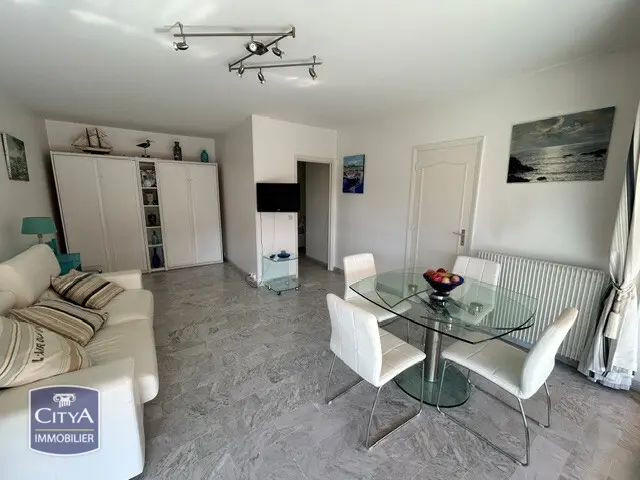 Photo 2 Appartement 1 pièce 35m²