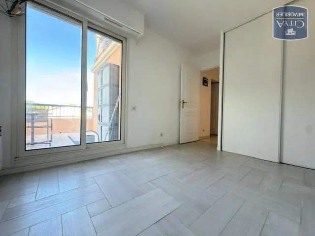 Photo 12 Appartement 4 pièces 91m²