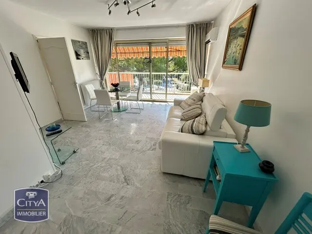 Photo 8 Appartement 1 pièce 35m²