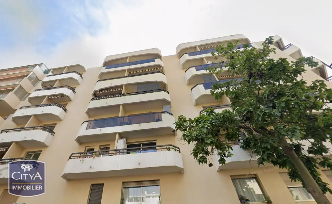 Appartement 2 pièces 46 m² · à Antibes · 46 m² · 264 000 €