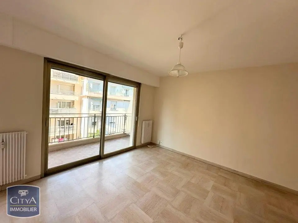 Photo 6 Appartement 1 pièce 28m²