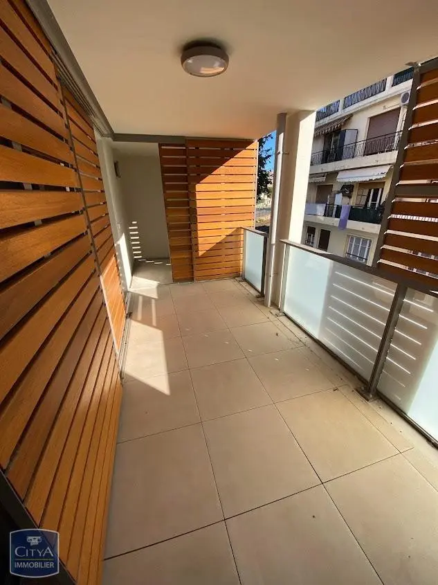 Photo 1 Appartement 2 pièces 50.98m²