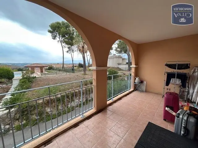 T2 BIOT TERRASSE PARKING