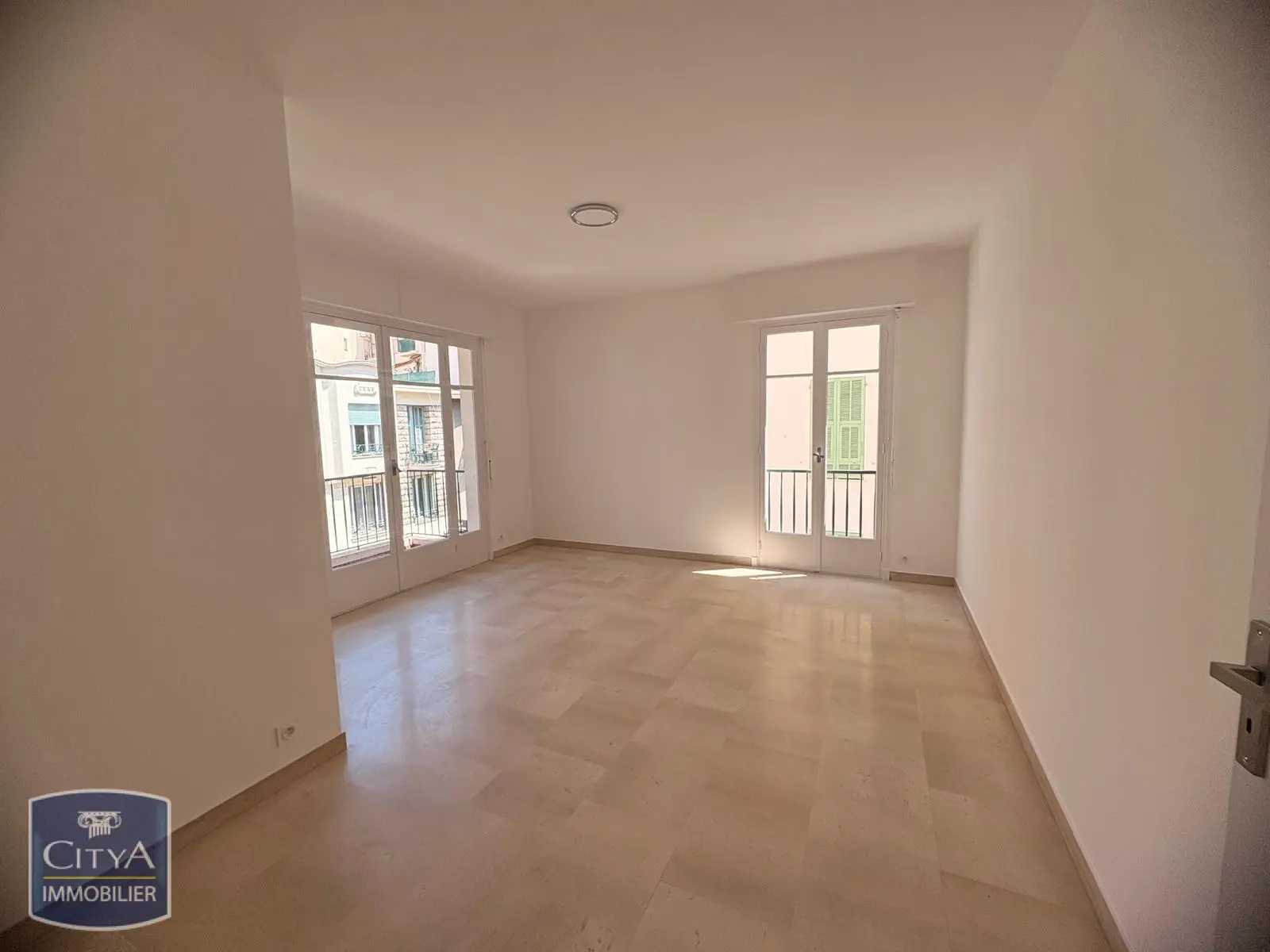 Photo 1 Appartement 2 pièces 60m²