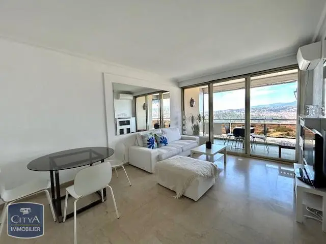 Photo 1 Appartement 2 pièces 54.81m²