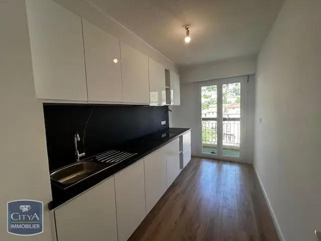 Photo 1 Appartement 4 pièces 85.49m²