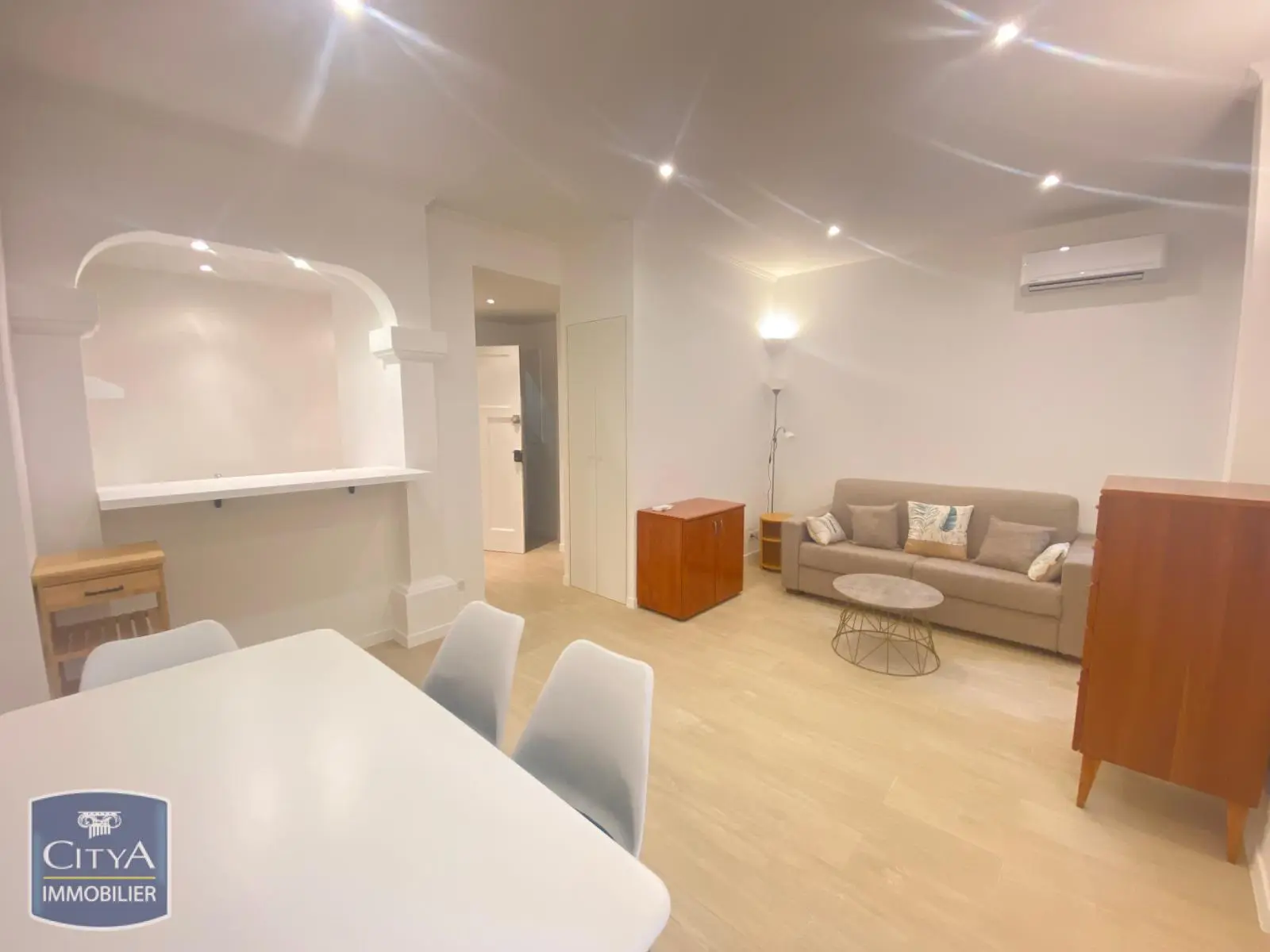 Photo 1 Appartement 1 pièce 26.79m²