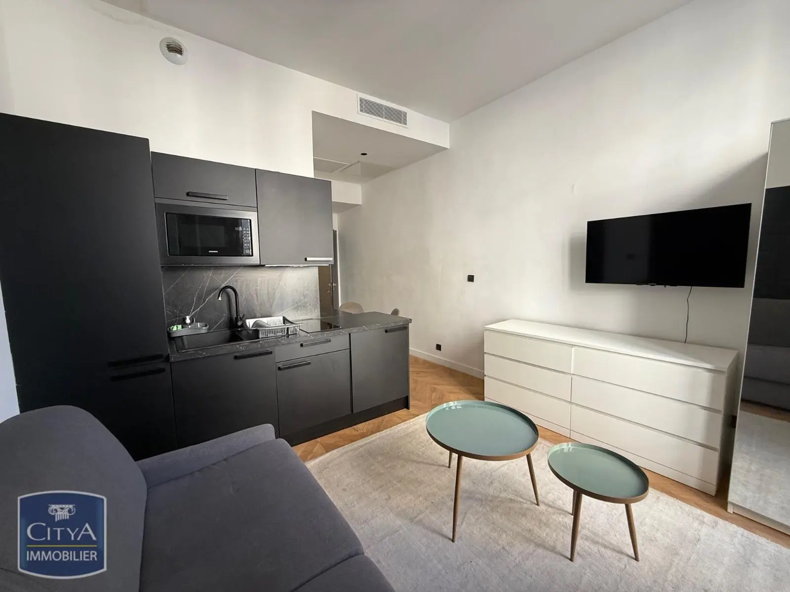 Photo 1 Appartement 1 pièce 19.5m²
